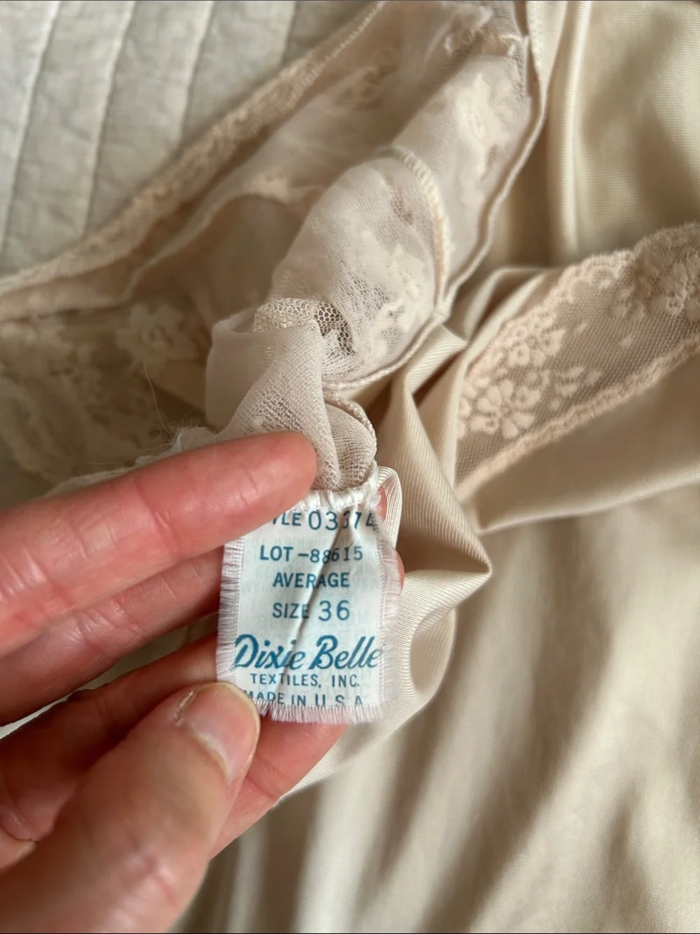 Vtg USA Dixie belle champagne cream pink lace nylon midi slip night dress 36 - Picture 14 of 16